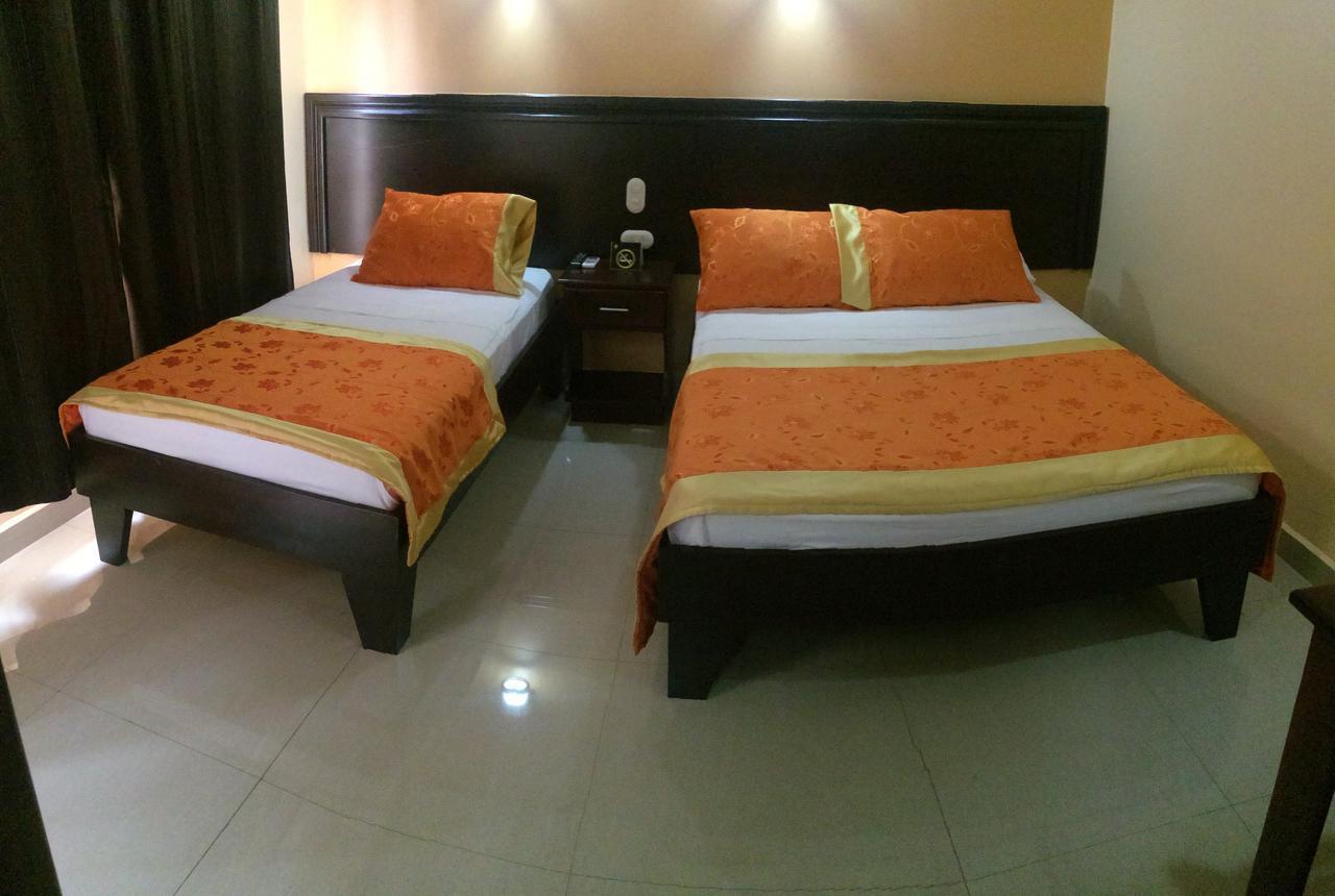 Mussaenda, Arenal Hotel La Fortuna Luaran gambar